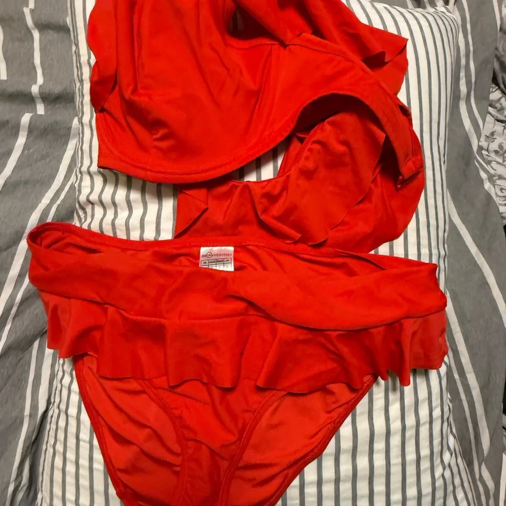 Red Ruffled Bikini Set - Picture 3 of 3